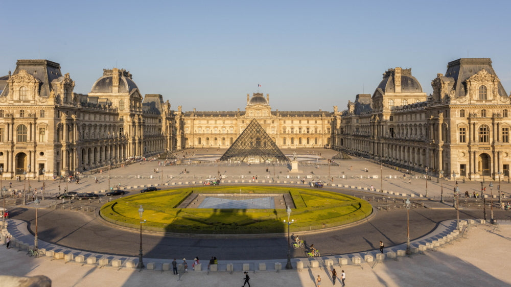Samsung x The Louvre: Bringing Timeless Masterpieces Straight Into Your Home